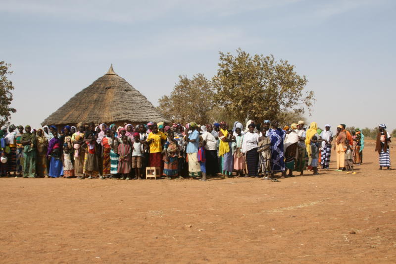 img-yalgo-alphabetisation-et-education-a-la-sante-pour-les-femmes-et-camps-deveil