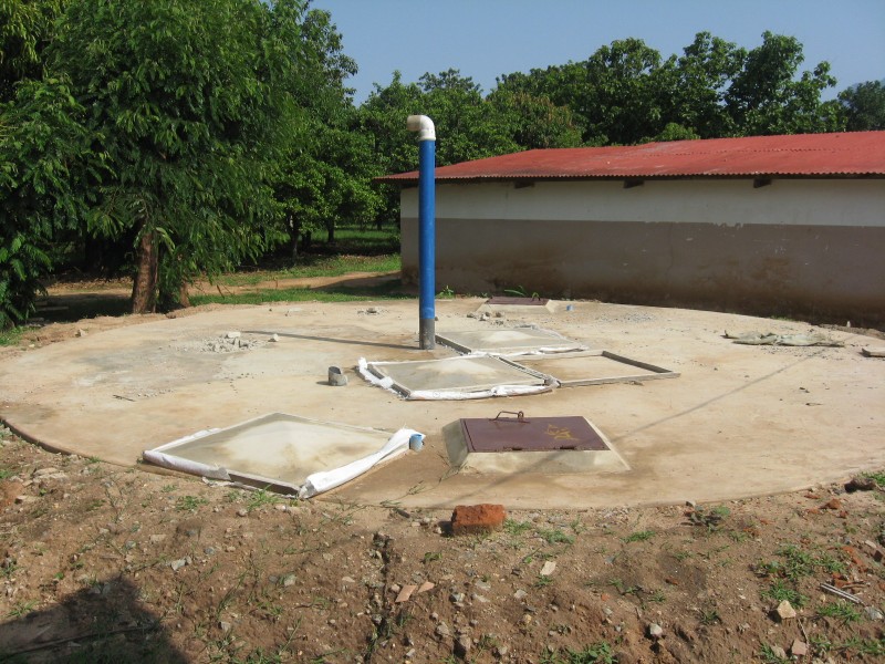 img-eau-potable-pour-lecole-primaire-et-maternelle-de-morogoro